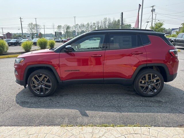 2025 Jeep Compass Limited photo 2