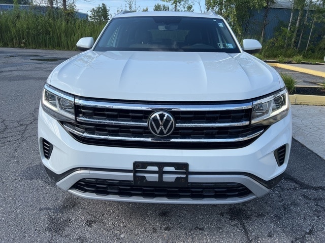 Used 2021 Volkswagen Atlas Cross Sport SE w/Tech with VIN 1V2KC2CA5MC241037 for sale in Amsterdam, NY