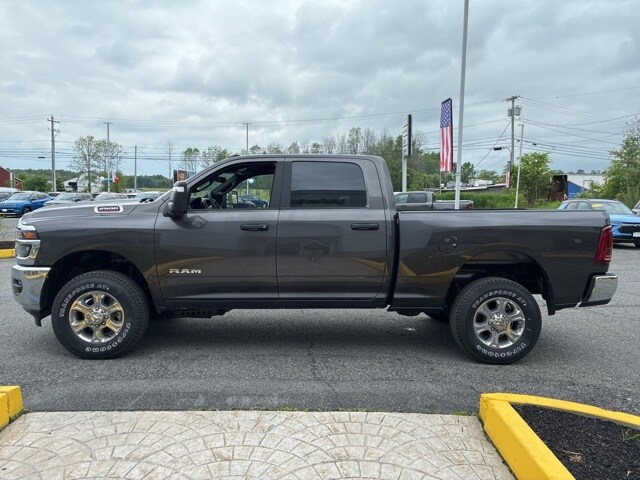 2025 Ram 2500 Big Horn photo 4