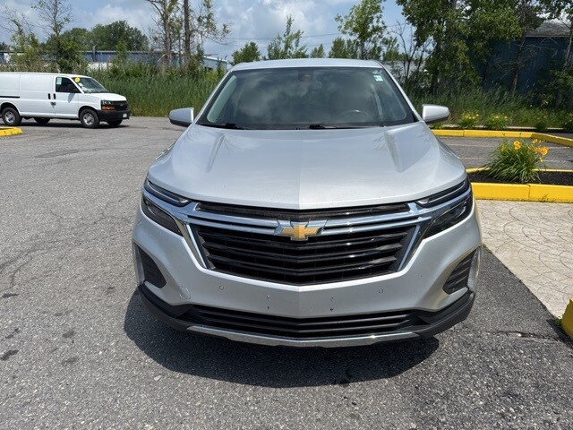 2022 Chevrolet Equinox photo 2