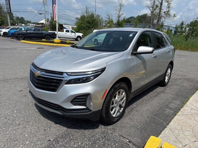 2022 Chevrolet Equinox photo 3