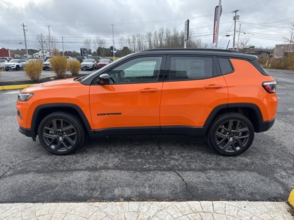 New 2026 Jeep Compass LIMITED ALTITUDE 4X4 Sport Utility