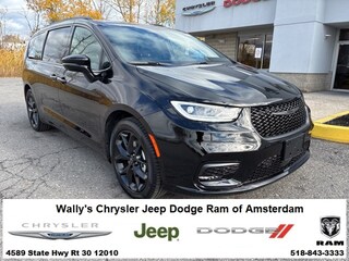 2026 Chrysler Pacifica SELECT Passenger Van