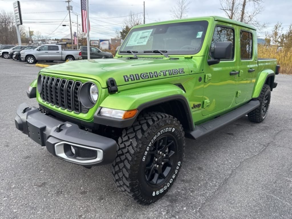 New 2025 Jeep Gladiator HIGH TIDE 4X4 Pickup