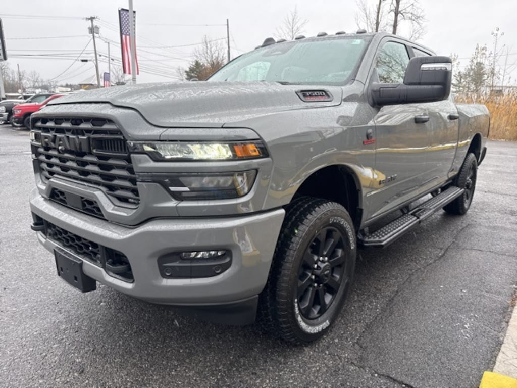 New 2026 Ram 3500 BIG HORN CREW CAB 4X4 6'4 BOX Pickup