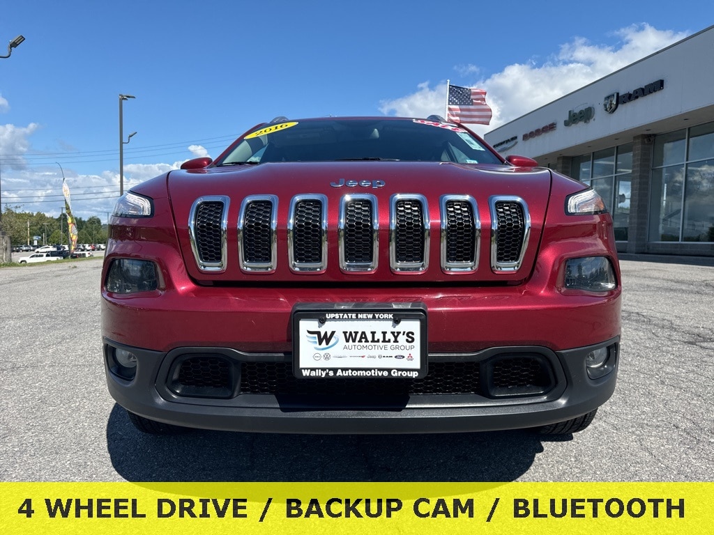 Used 2016 Jeep Cherokee Latitude with VIN 1C4PJMCS8GW255955 for sale in Nelliston, NY