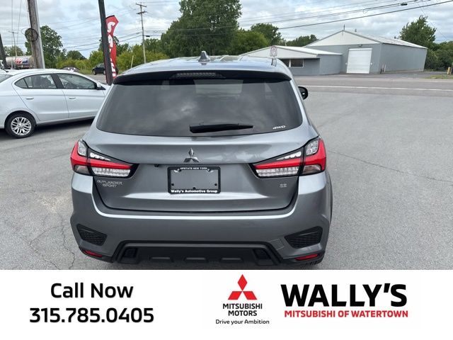 2025 Mitsubishi Outlander Sport SE photo 2