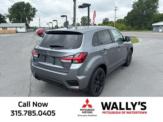 2025 Mitsubishi Outlander Sport LE photo 2