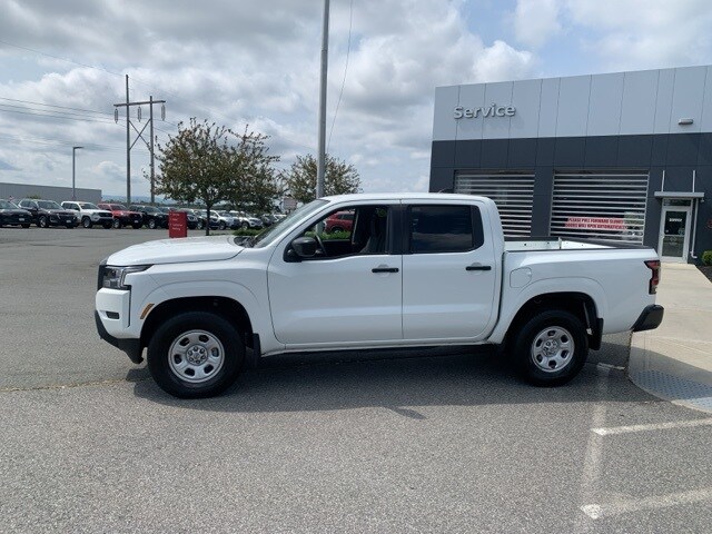 2024 Nissan Frontier S photo 2