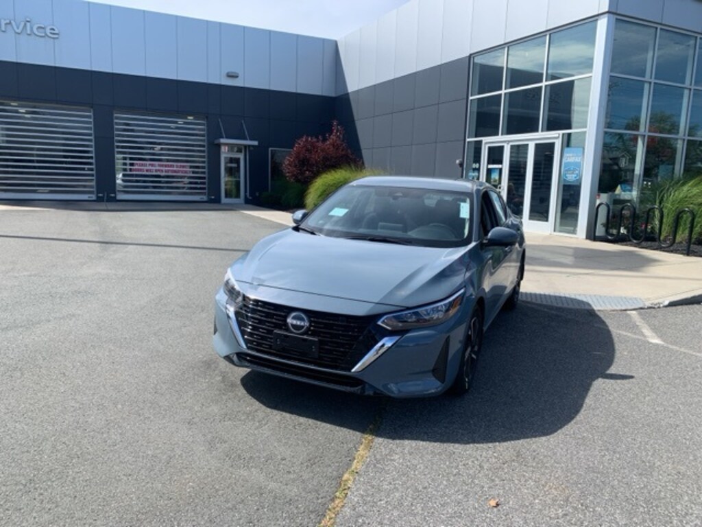 New 2025 Nissan Sentra SV Sedan