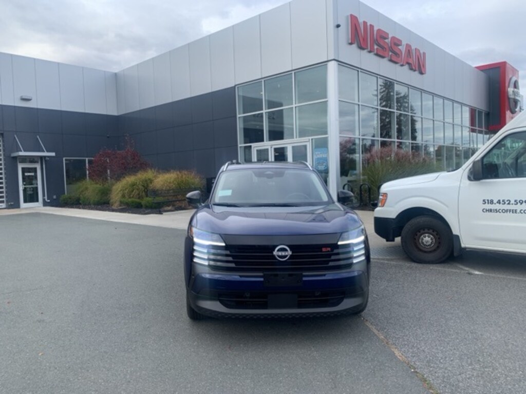 New 2026 Nissan Kicks SR SUV