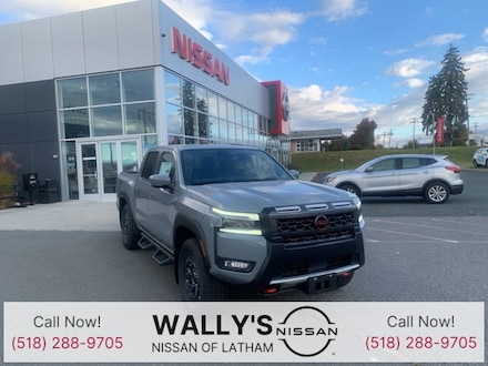 2025 Nissan Frontier PRO-4X Truck Crew Cab