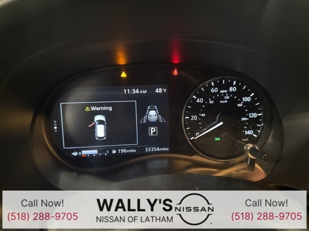 New 2023 Nissan Kicks SR SUV