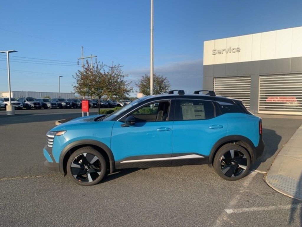 New 2026 Nissan Kicks SR SUV