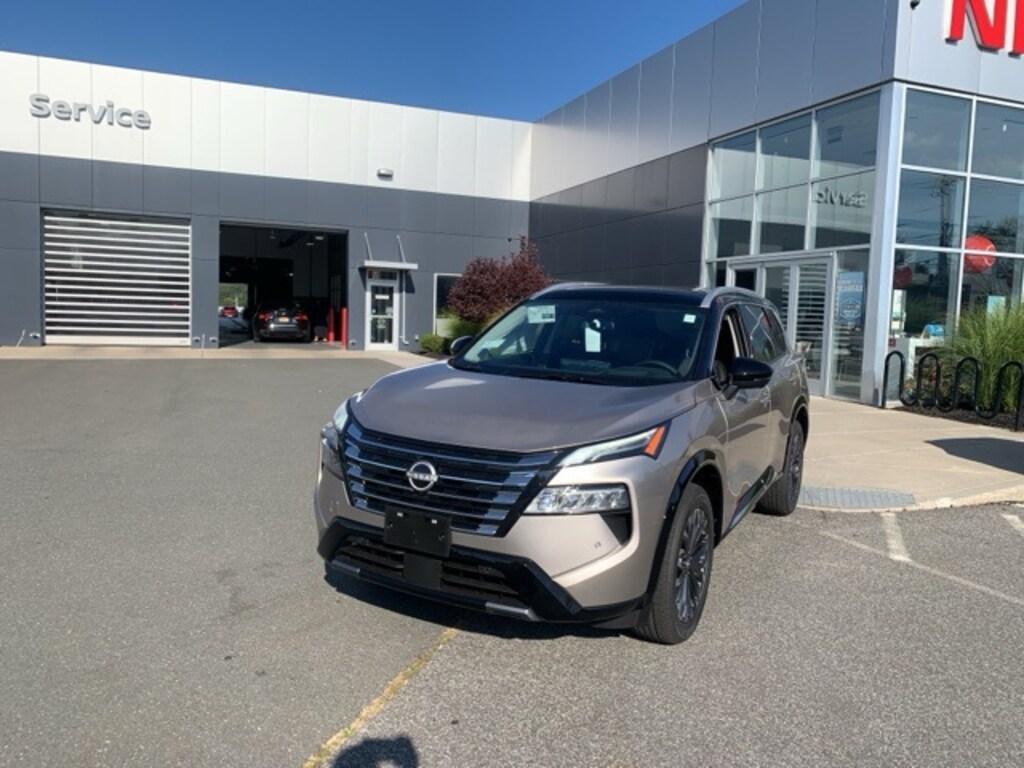 New 2026 Nissan Rogue Platinum SUV