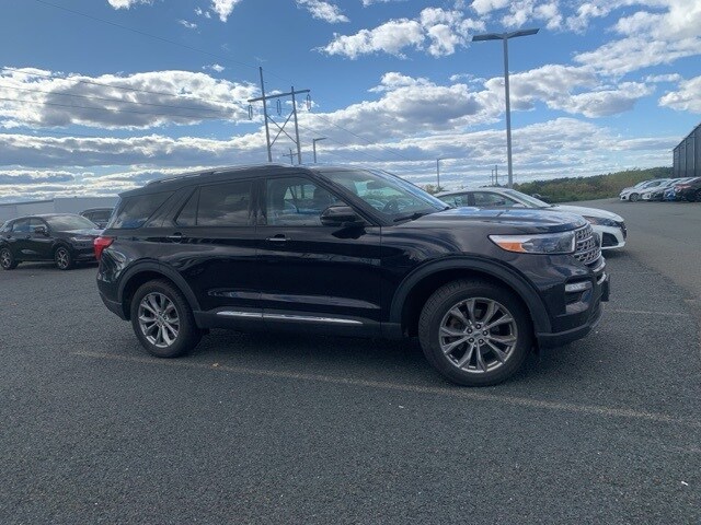 2023 Ford Explorer Limited photo 3
