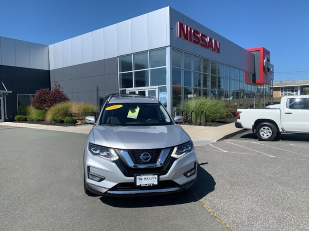Used 2017 Nissan Rogue SL SUV
