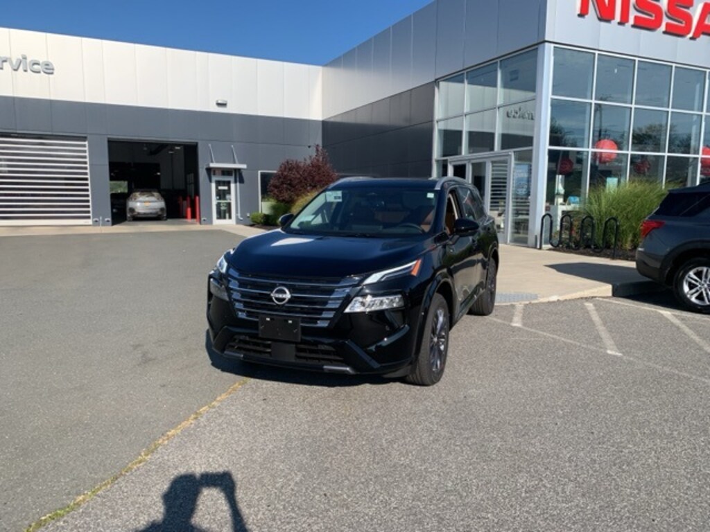 New 2026 Nissan Rogue Platinum SUV