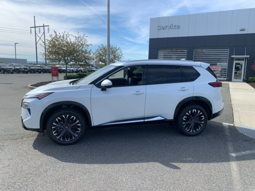 New 2026 Nissan Rogue Platinum SUV