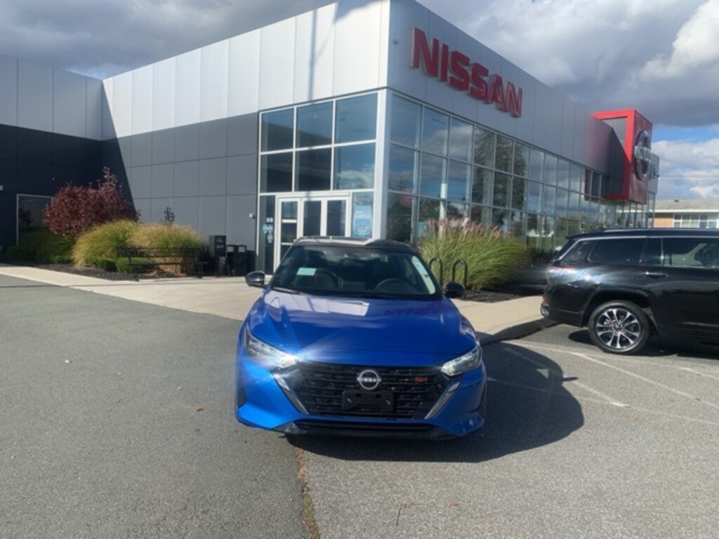 New 2025 Nissan Sentra SR Sedan