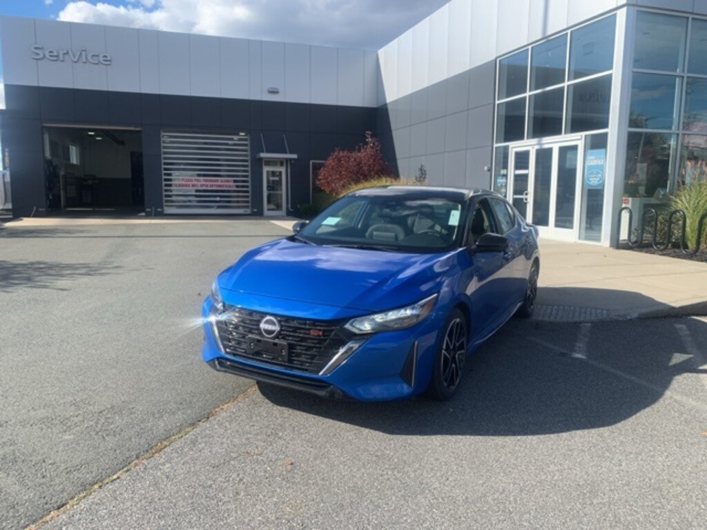 New 2025 Nissan Sentra SR Sedan