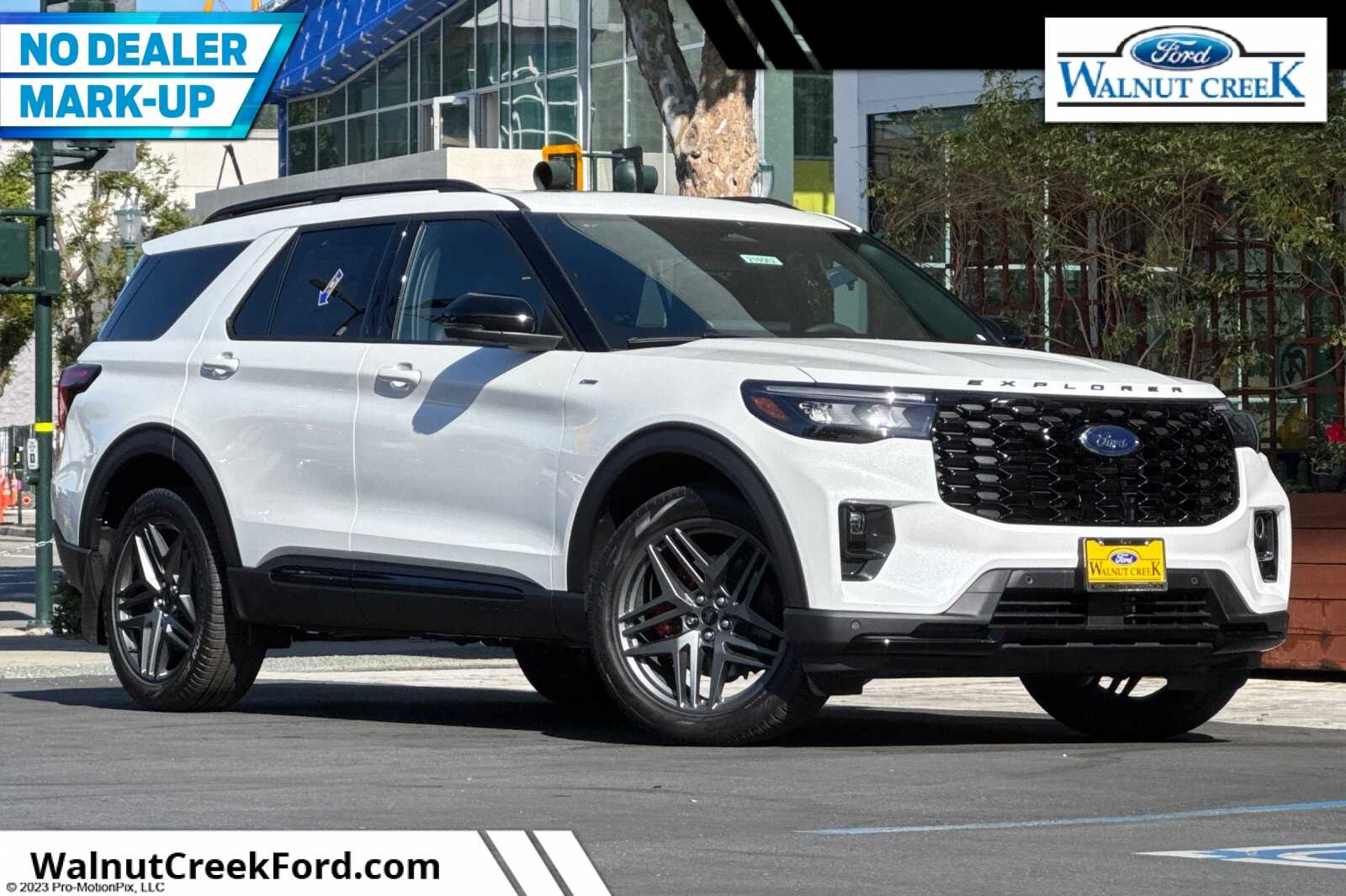 2026 Ford Explorer ST-LINE 4WD's photo
