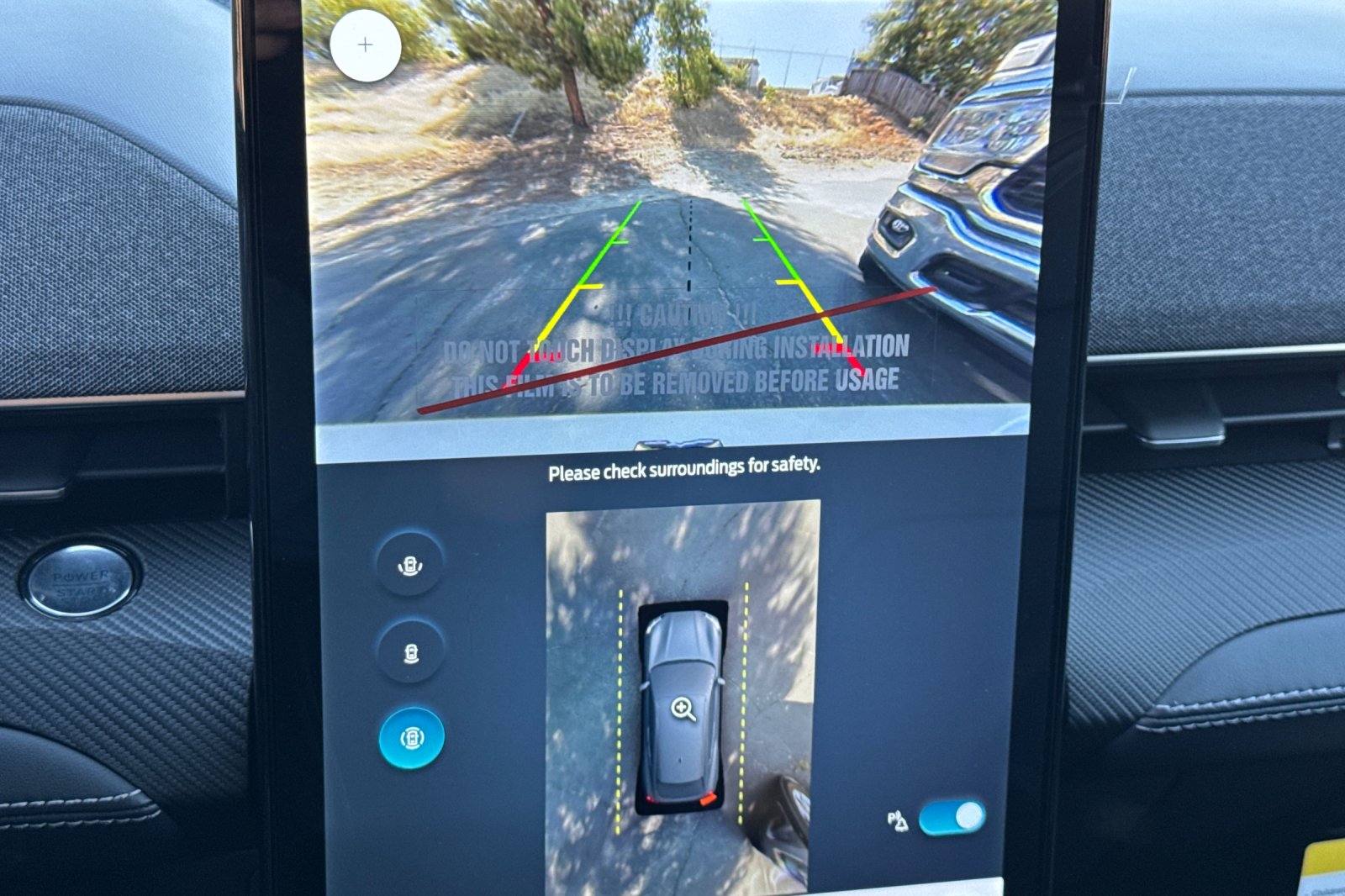 2025 Ford Mustang Mach-E Premium - Photo 17