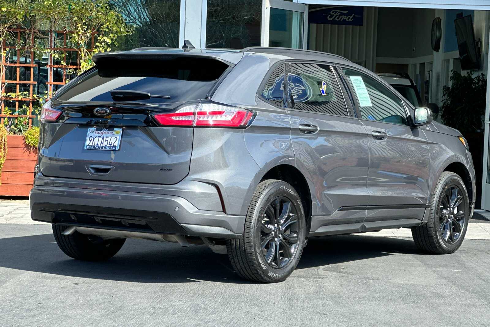 2024 Ford Edge SE photo 4