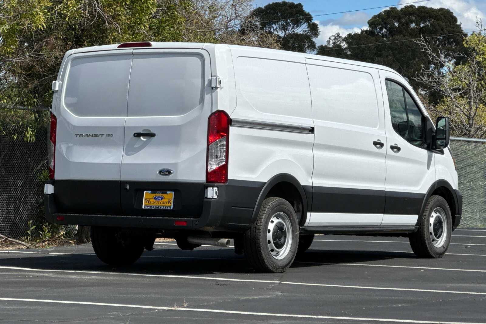 2025 Ford Transit photo 4