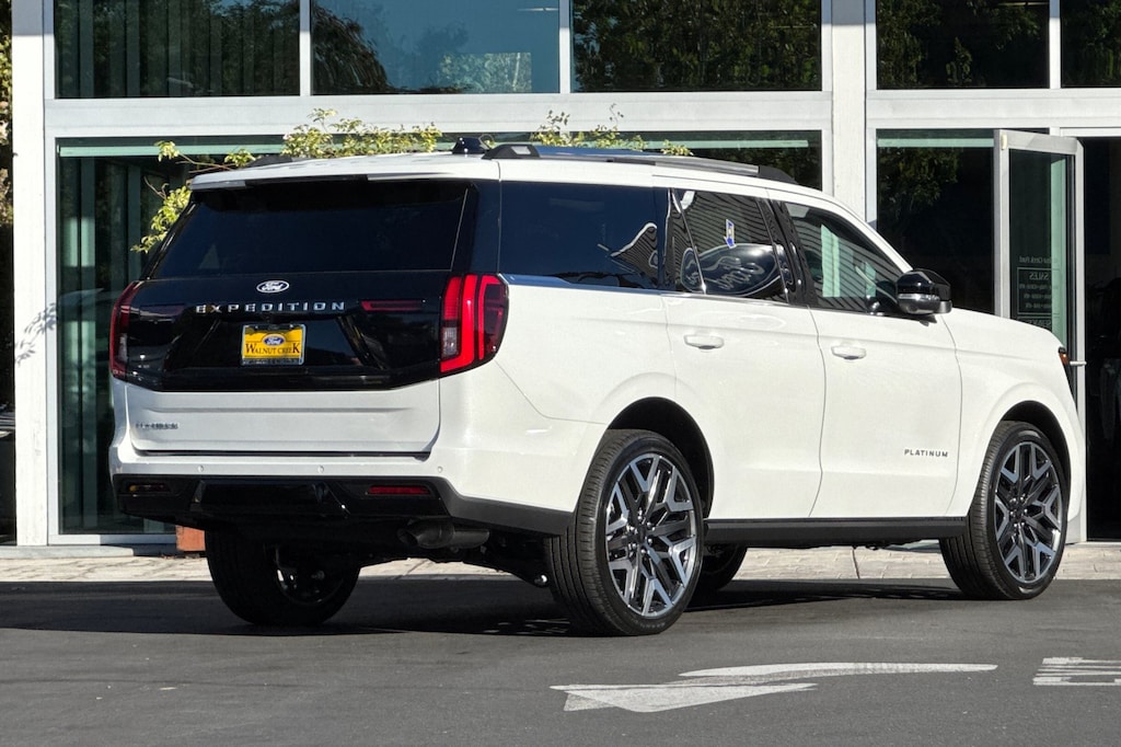 New 2027 Ford Expedition Platinum SUV