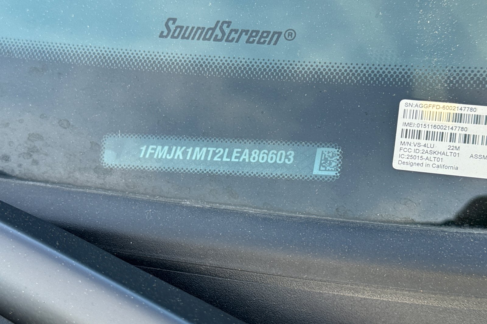 2020 Ford Expedition MAX Platinum photo 2