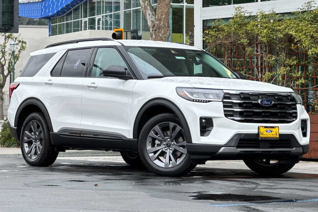 New 2026 Ford Explorer Active SUV