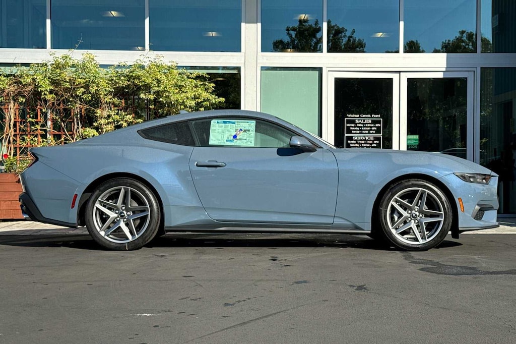 New 2025 Ford Mustang Ecoboost Fastback CAR