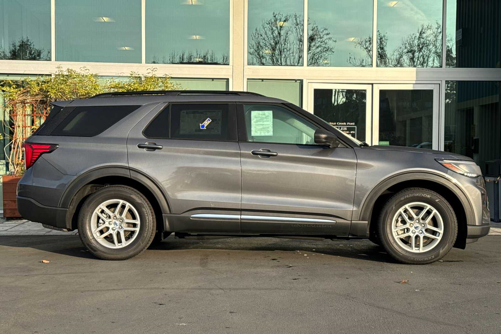 New 2025 Ford Explorer Active SUV