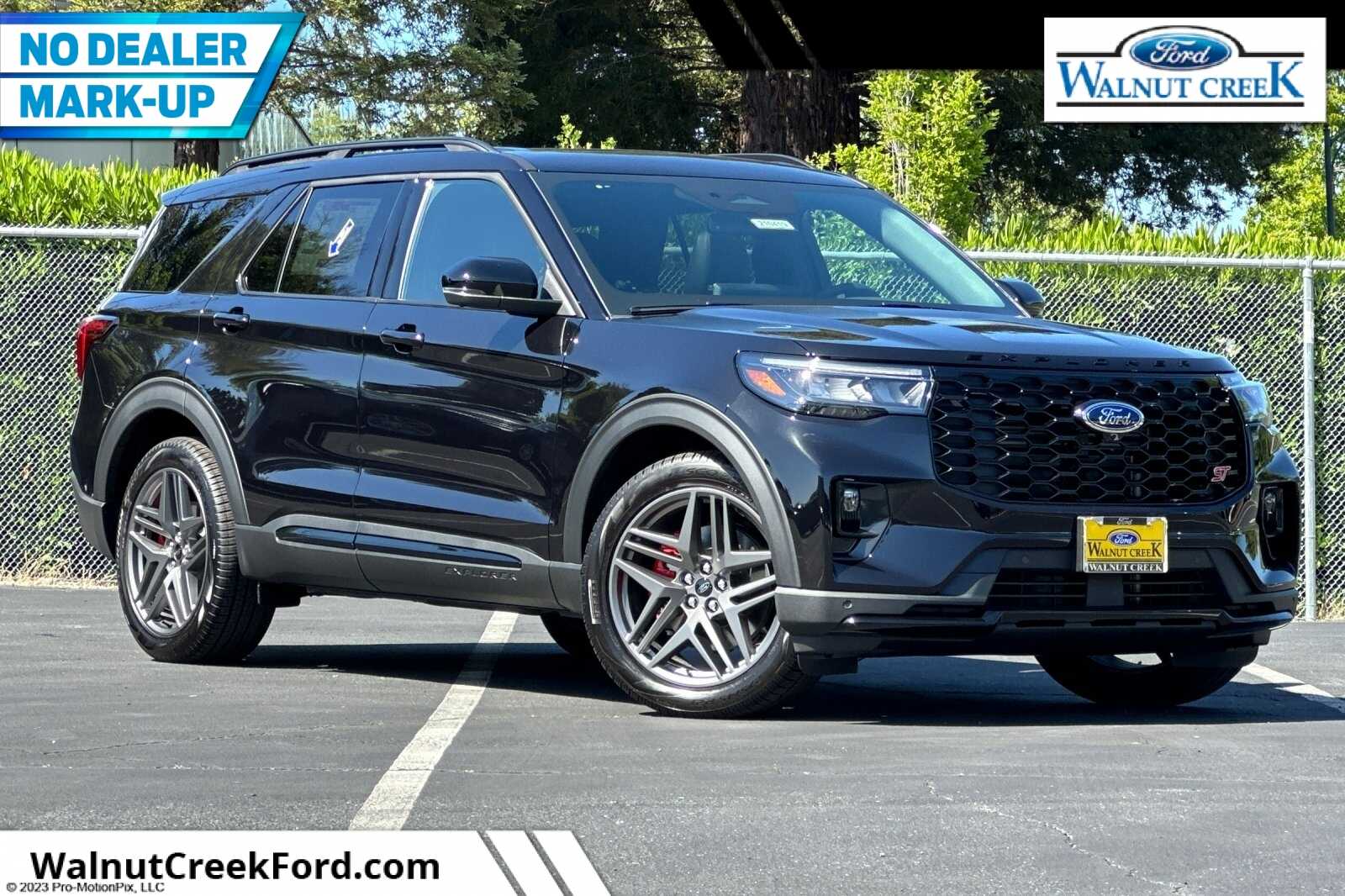 2026 Ford Explorer ST 4WD's photo