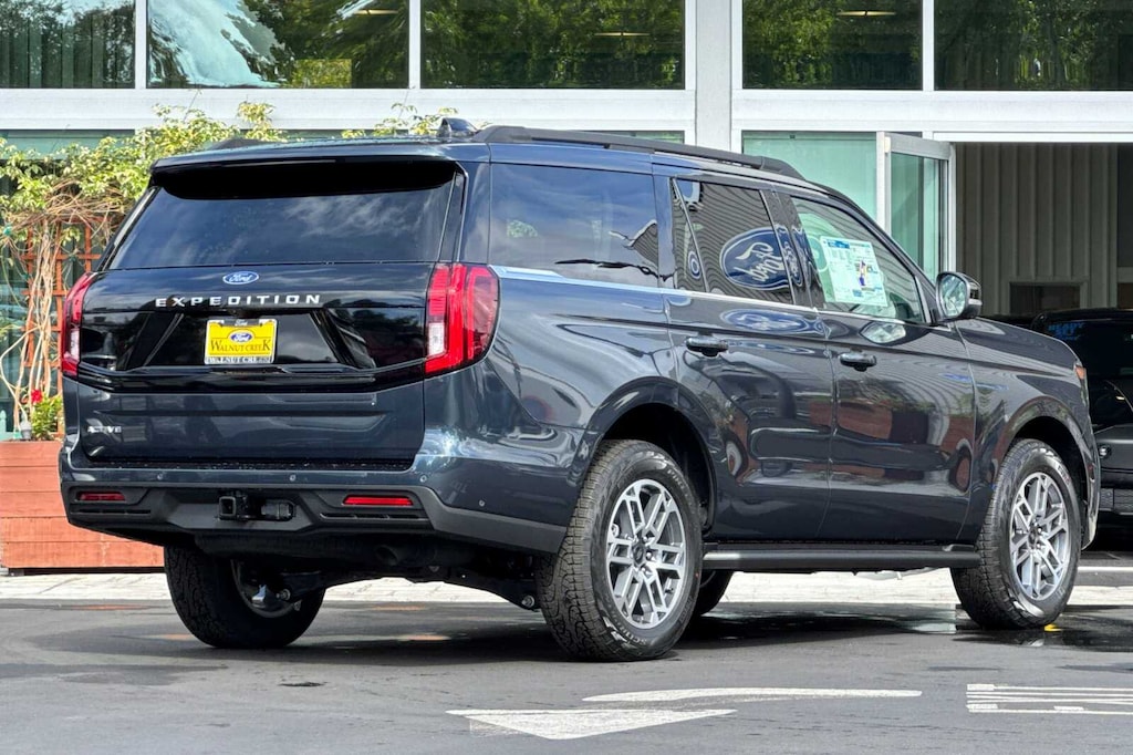 New 2025 Ford Expedition Active SUV