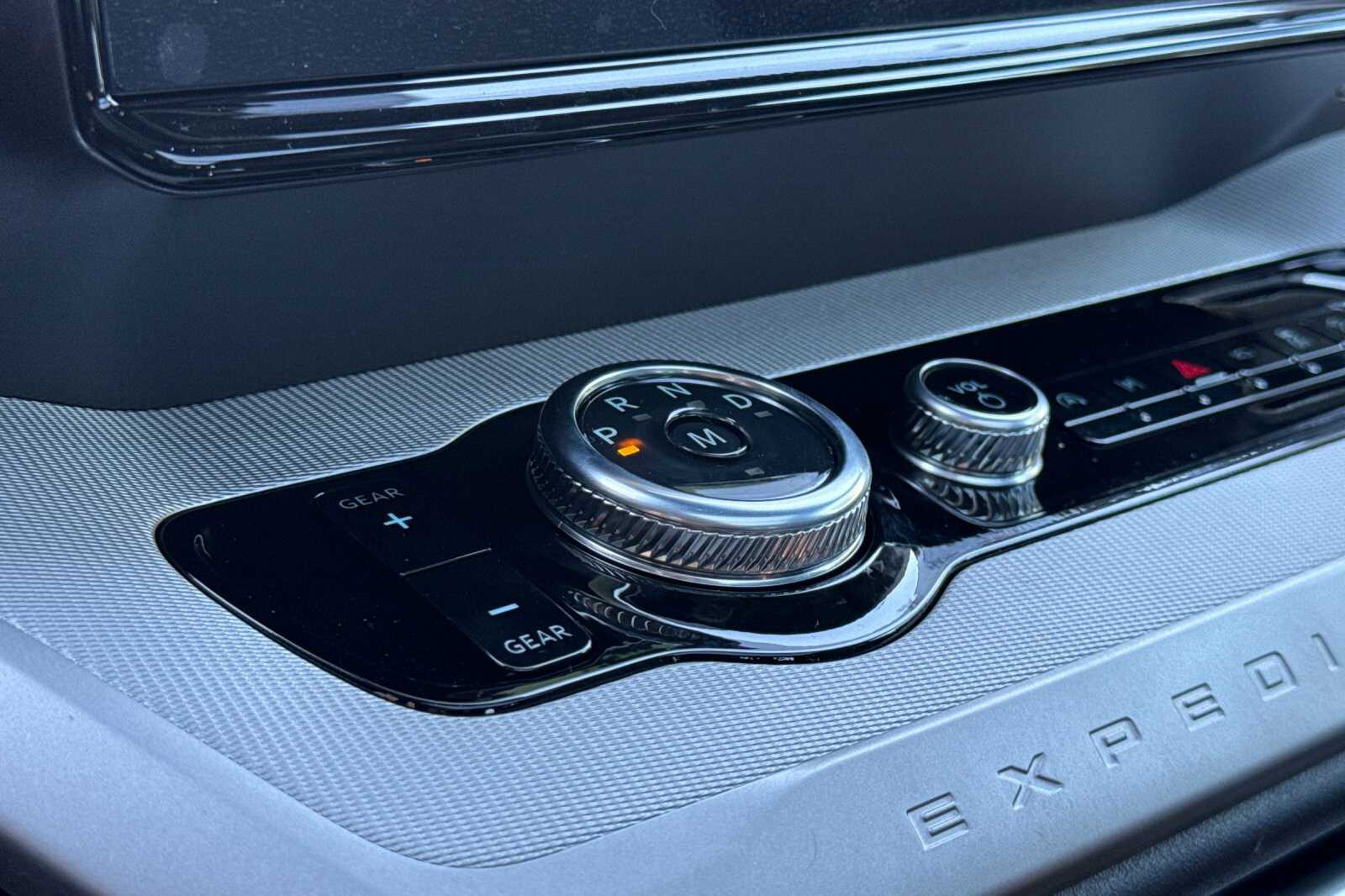 2025 Ford Expedition MAX Active - Photo 20