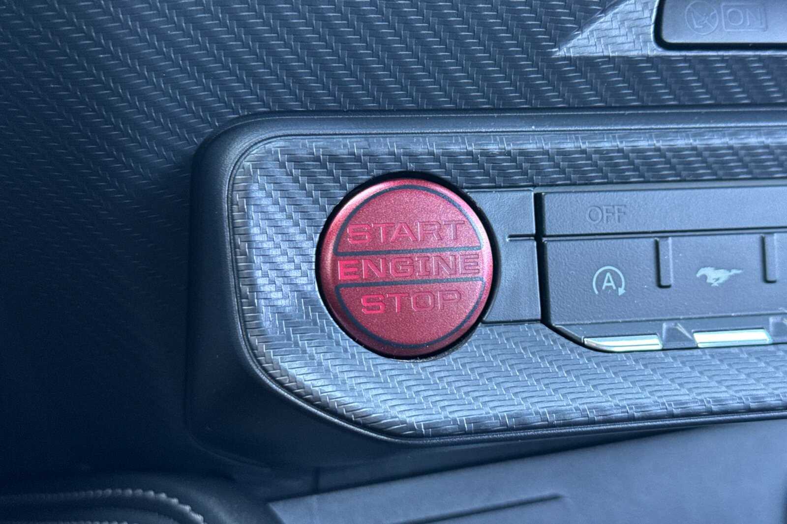 2025 Ford Mustang GT Premium Fastback - Photo 19