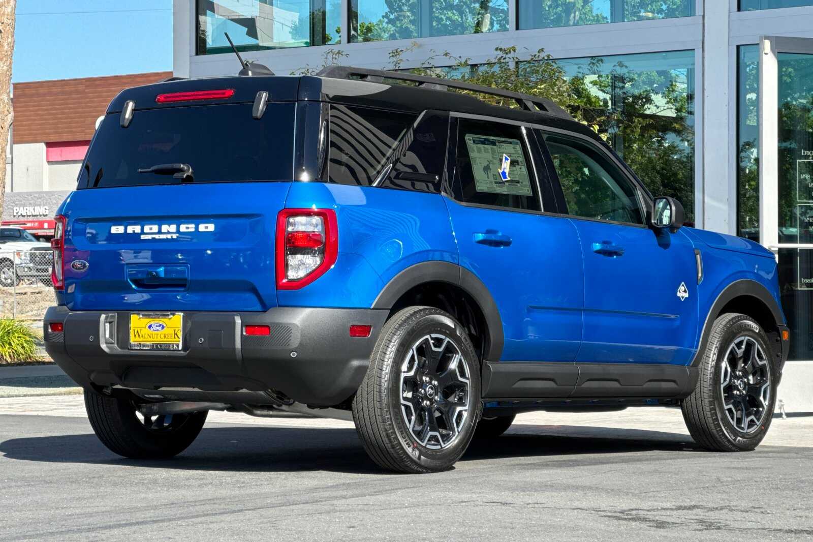 2025 Ford Bronco Sport Outer Banks photo 4