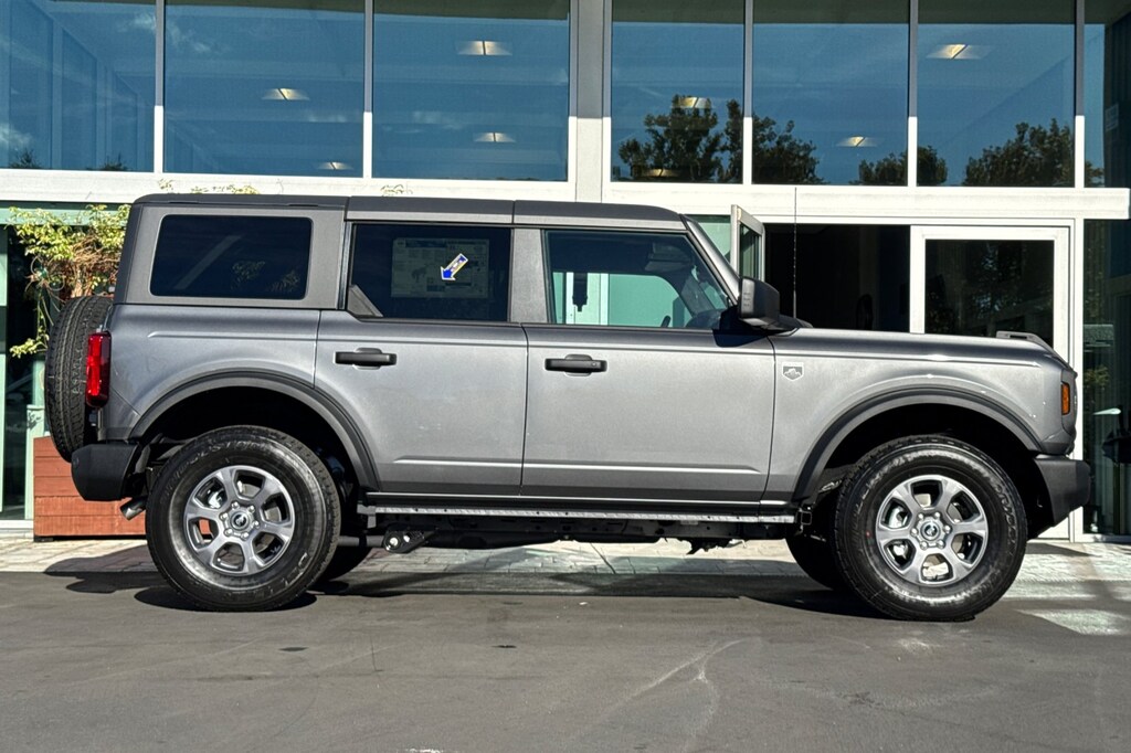 New 2025 Ford Bronco Big Bend SUV