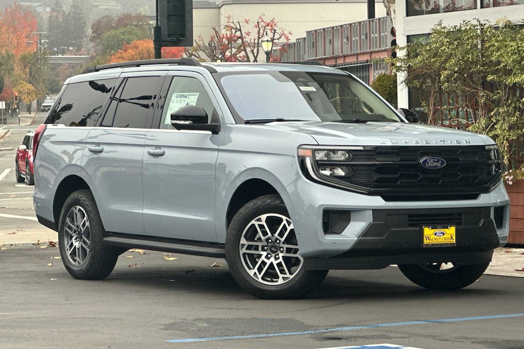 New 2025 Ford Expedition Active SUV