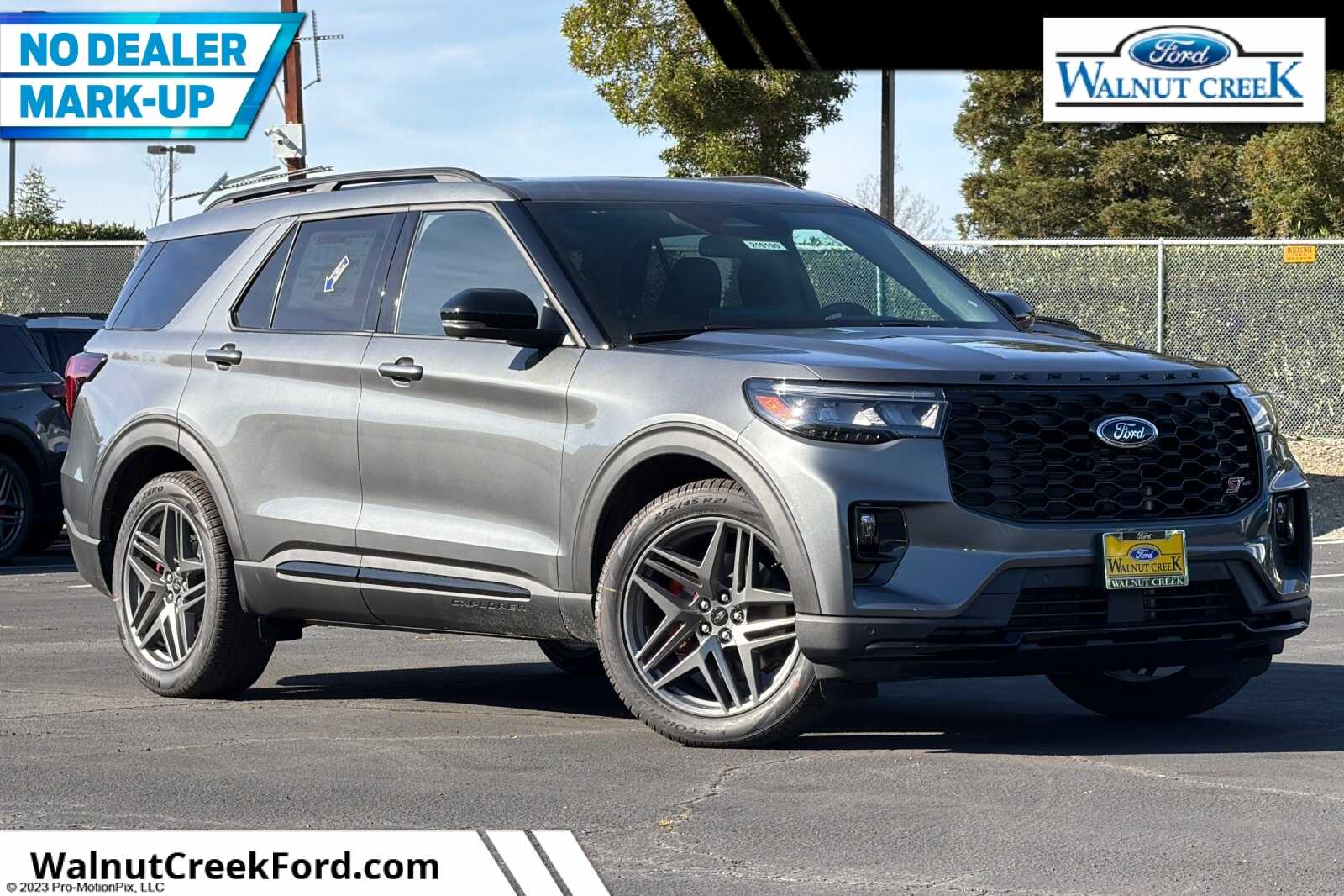 2026 Ford Explorer ST 4WD's photo
