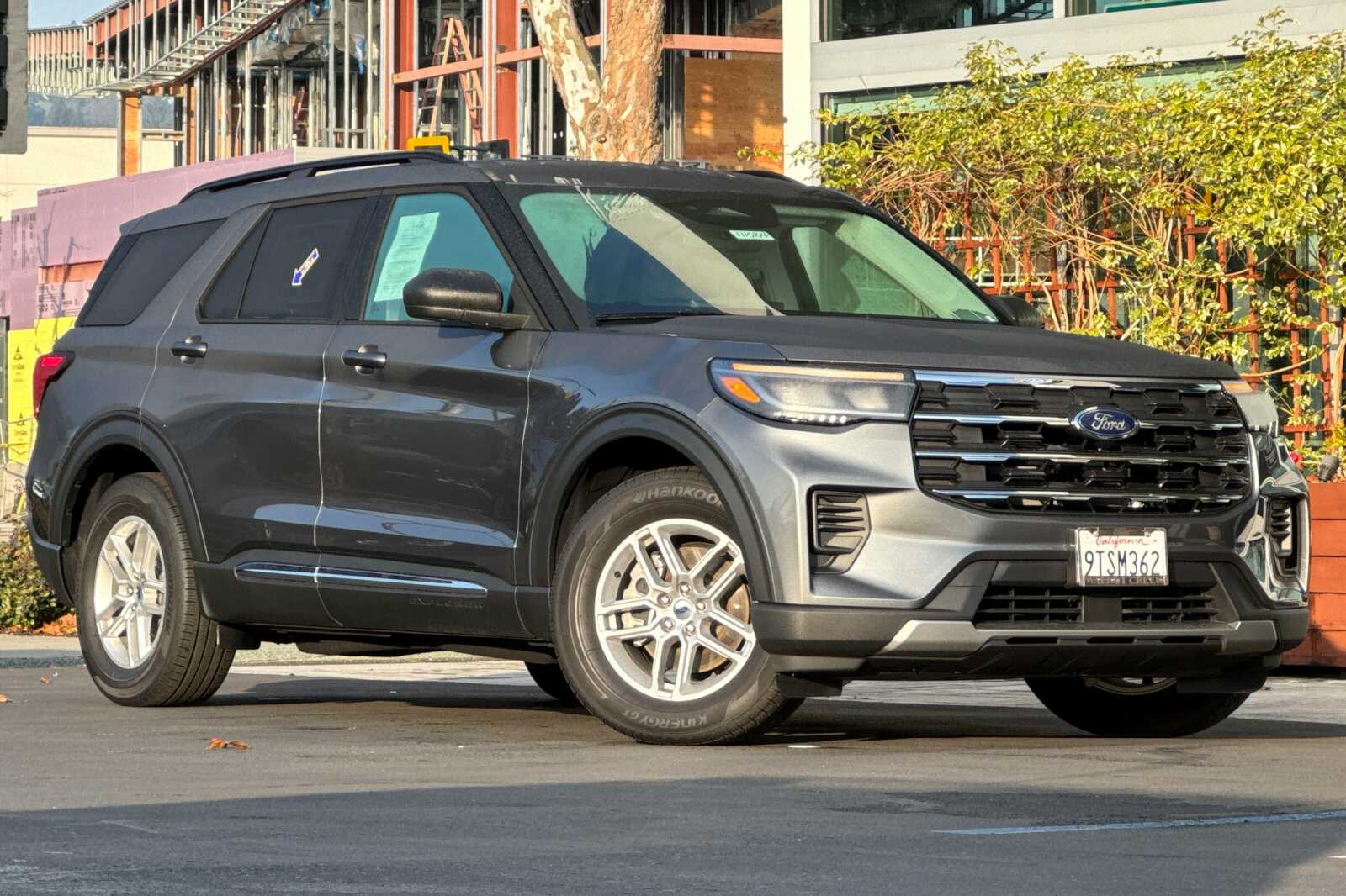 New 2025 Ford Explorer Active SUV