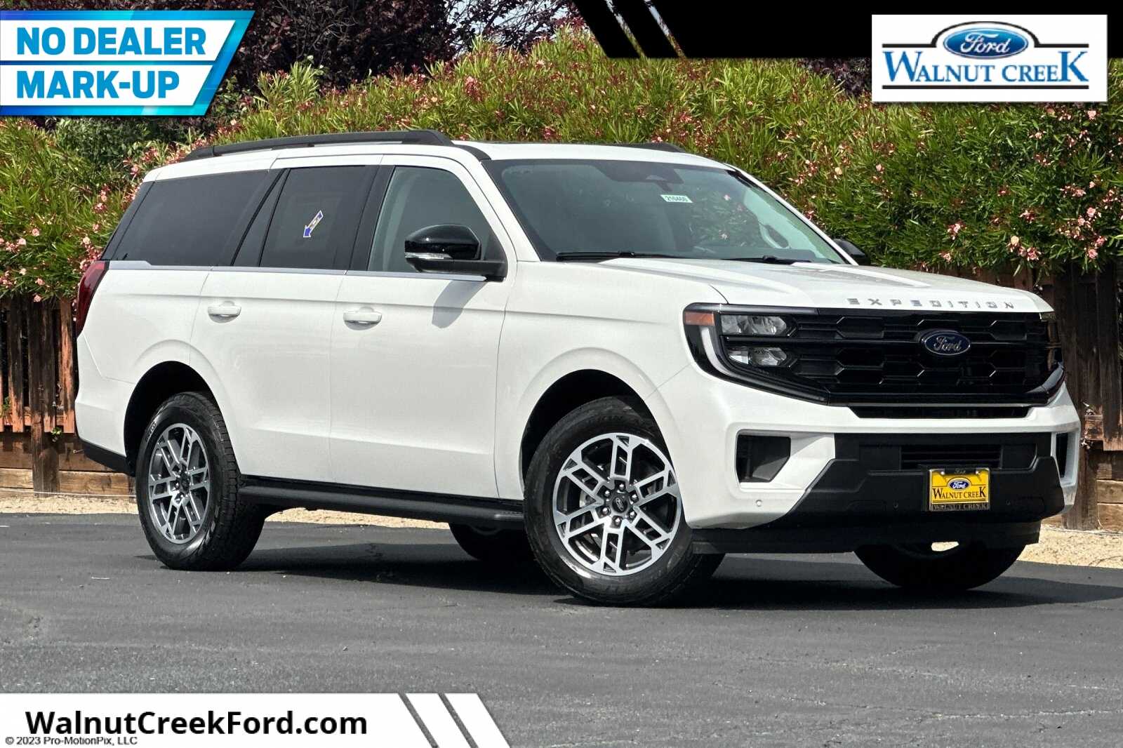 2026 Ford Expedition Active 4x4's photo
