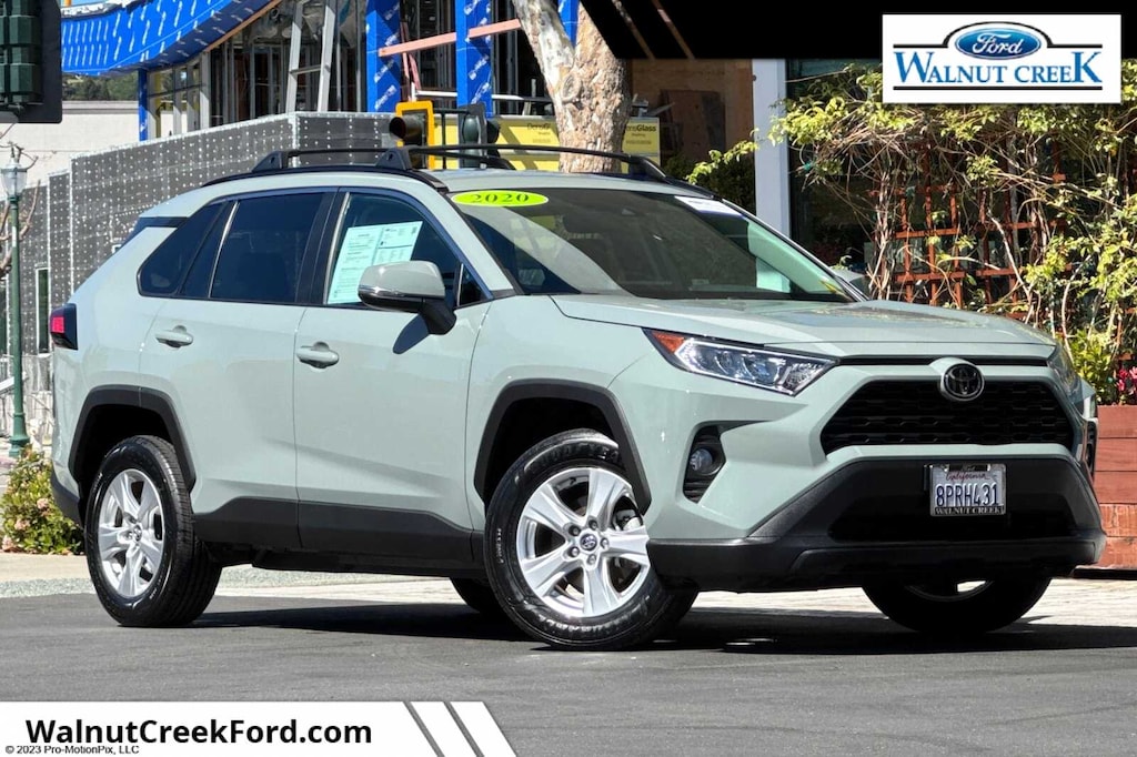 Used 2020 Toyota RAV4 XLE 4D Sport Utility SUV