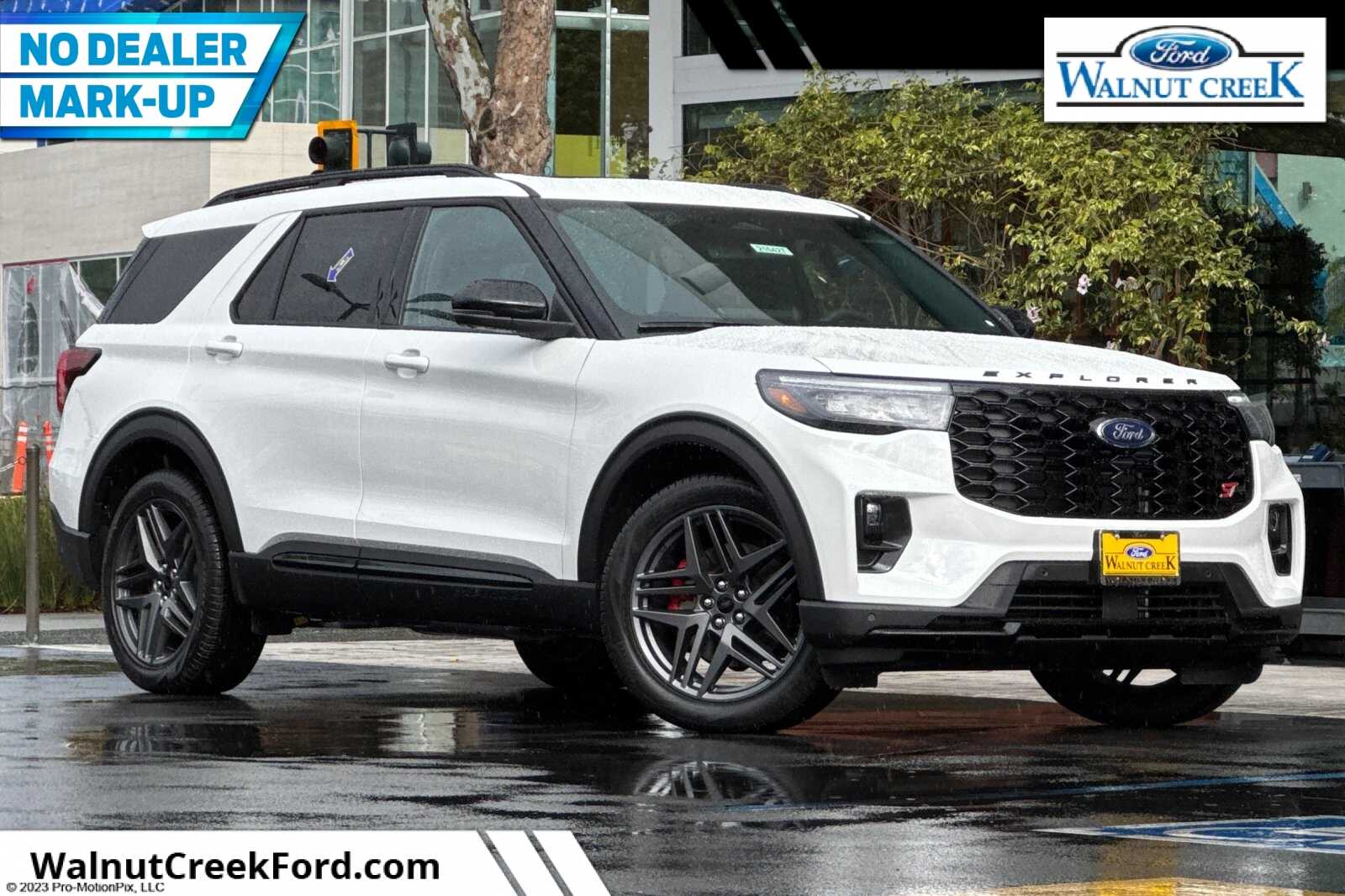 2026 Ford Explorer ST 4WD's photo