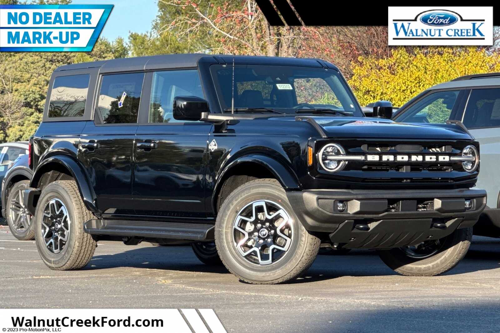 2025 Ford Bronco 4-Door Outer Banks's photo