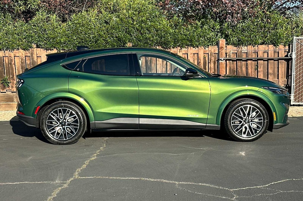 New 2026 Ford Mustang Mach-E Premium CROSSOVERS