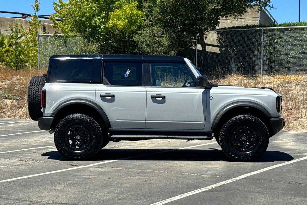 New 2026 Ford Bronco Outer Banks® SUV