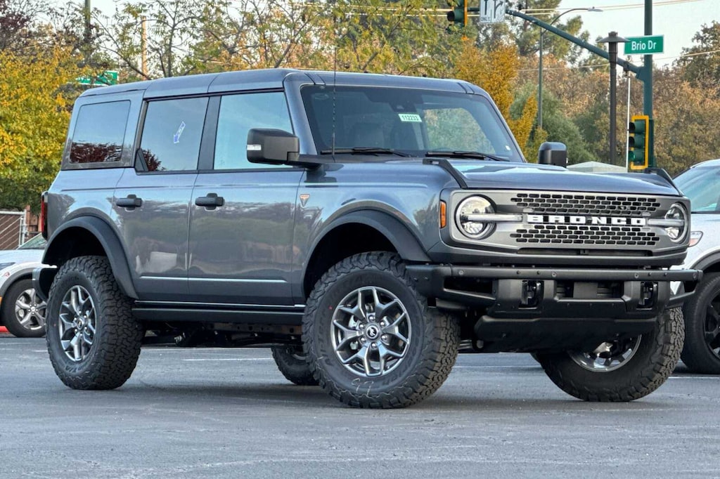 New 2025 Ford Bronco Badlands SUV